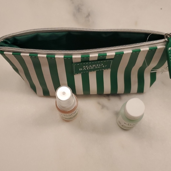 Mario Badescu Bundle with Toiletries Bag - NEW - Picture 3 of 4